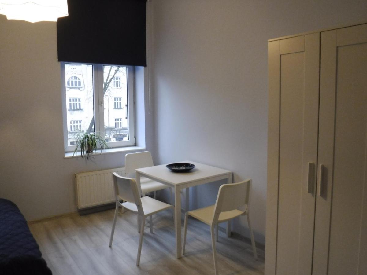 Apartamento Ayla Flat Cracovia Exterior foto