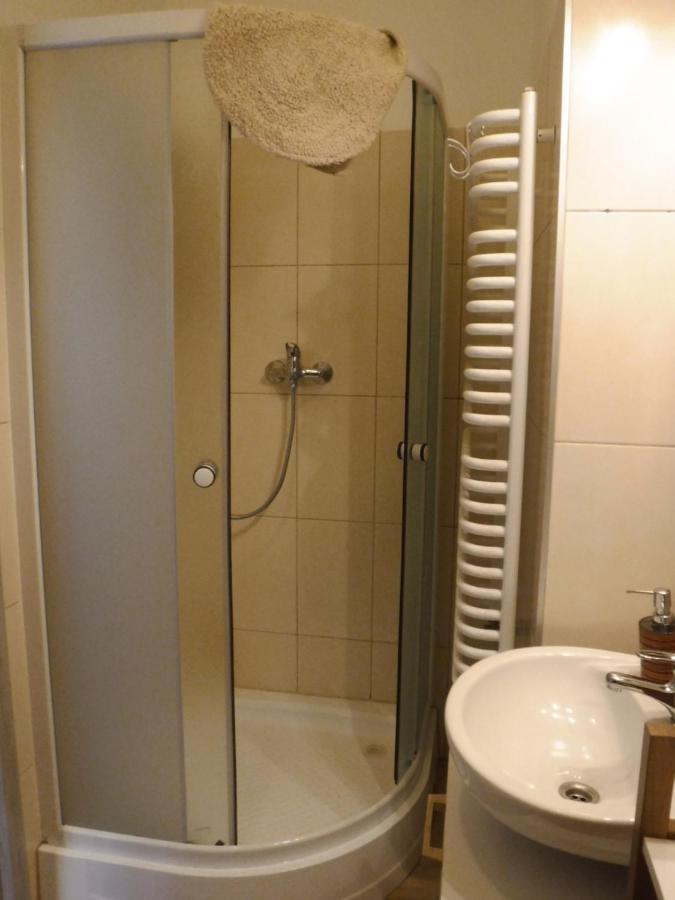 Apartamento Ayla Flat Cracovia Exterior foto